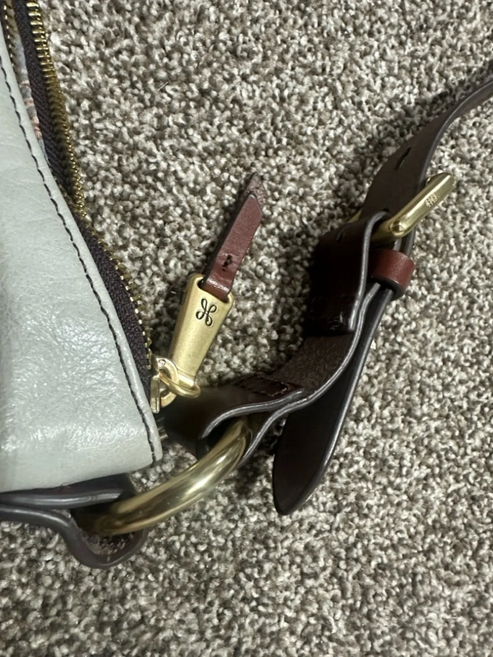 Hobo Charlie leather Shoulder Bag in Light Gray with Brown Strap